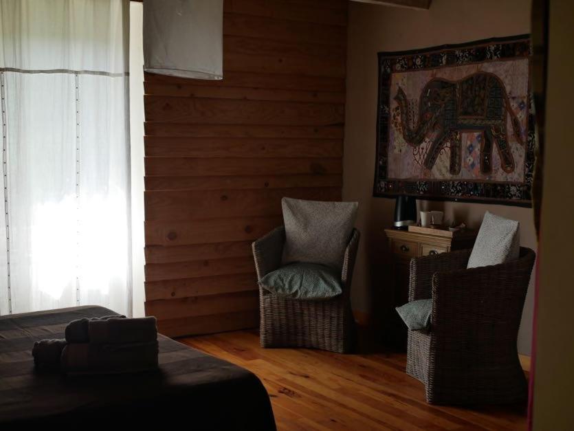 Les Jardins De Lumiere Bed & Breakfast Brusque ภายนอก รูปภาพ
