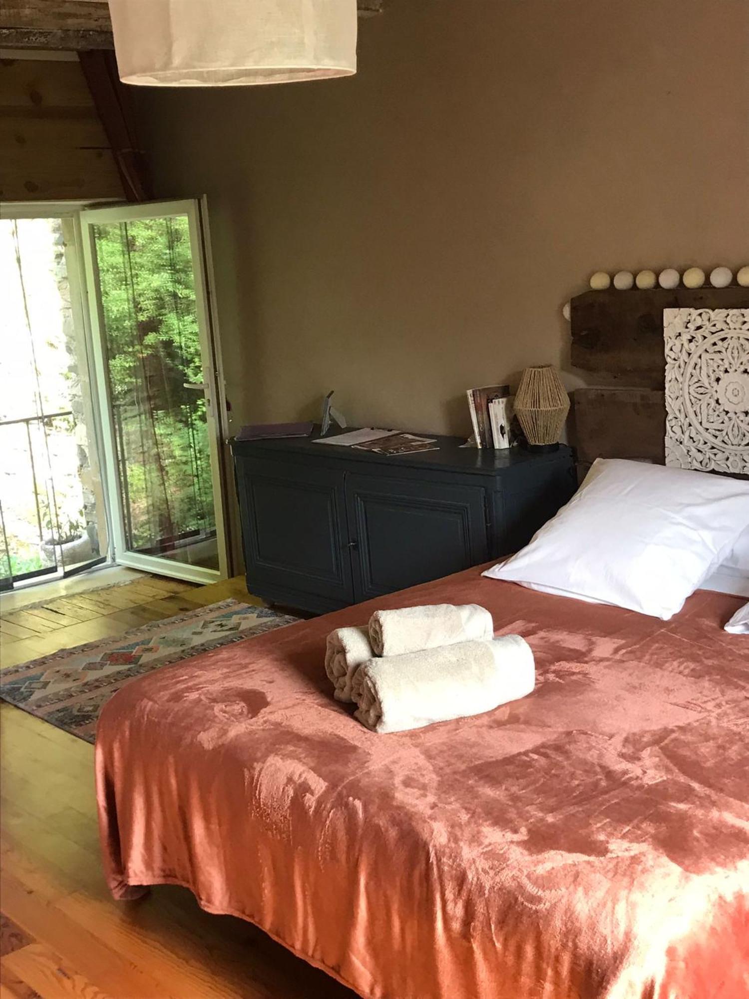 Les Jardins De Lumiere Bed & Breakfast Brusque ภายนอก รูปภาพ