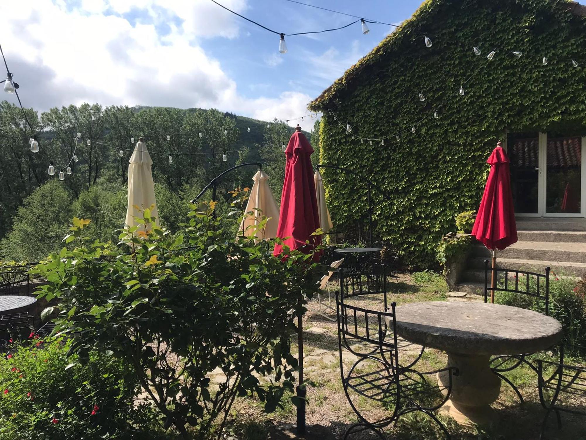 Les Jardins De Lumiere Bed & Breakfast Brusque ภายนอก รูปภาพ